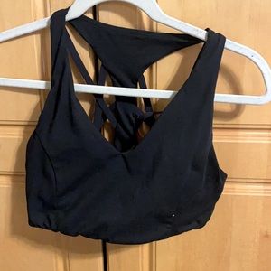 Black sports bra fabletics